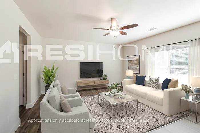 1529 Station Bluff Dr — Photo 5