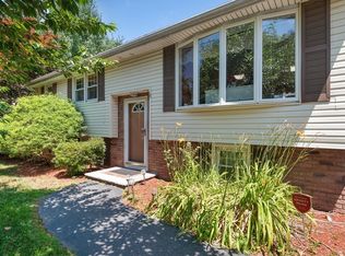 31 Harjean Rd, Billerica, MA 01821