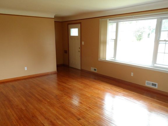 2nd image of 10770 Kader Dr