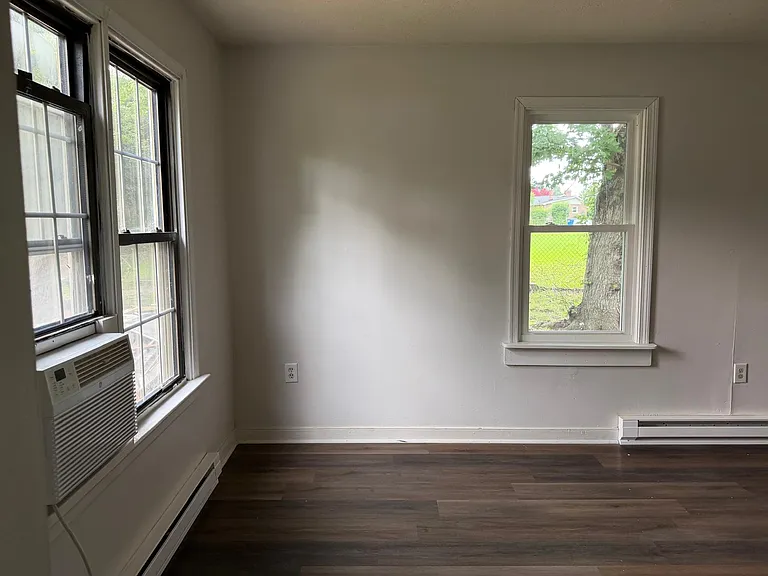 5210 Jessup Rd — Photo 5