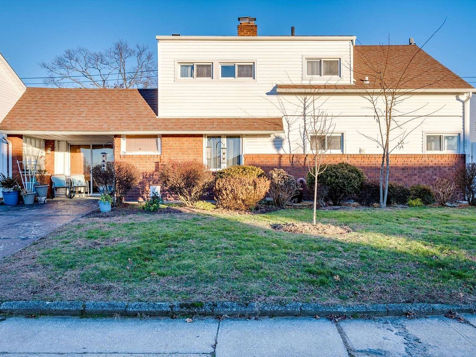 29 Chimney Lane, Levittown, NY 11756 Zillow