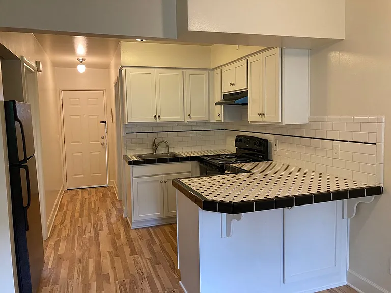 3015 N Willis Blvd #5 — Photo 5