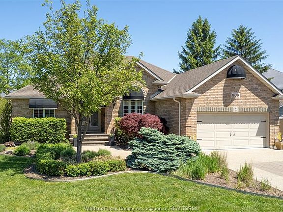 2nd image of 606 George Kennedy Way