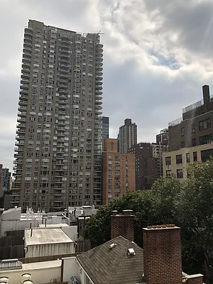 Rented by Sky Management | media 29