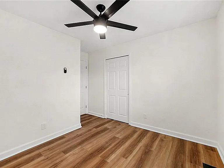 578 Alfred Rd NW — Photo 18
