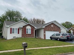 5050 Grand Cape Rd, Rockford, IL 61109