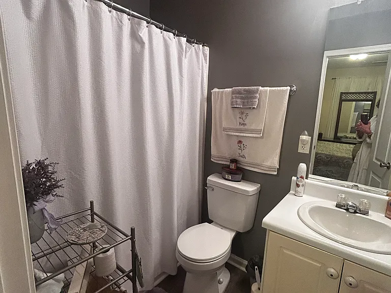 Rhett Ct — Photo 6