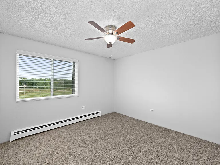 The Wesley Apartments — Photo 14