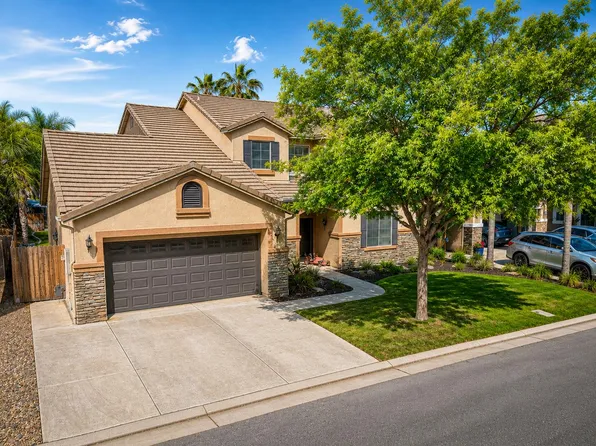 8434 N Savory Way, Fresno, CA 93720