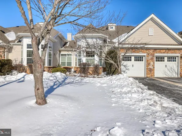 20 Wiltshire Dr, Lawrence Township, NJ 08648