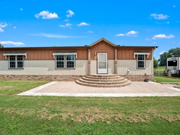 1382 An County Rd #2933, Palestine, TX 75803