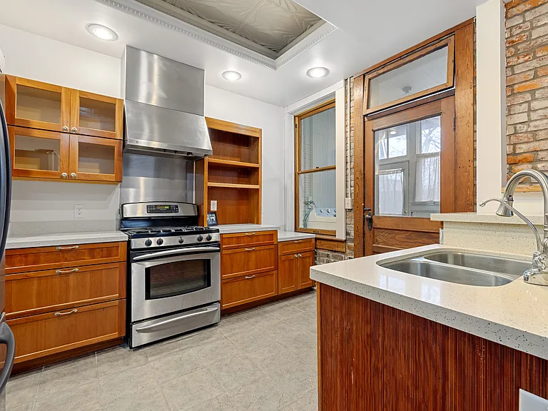 613 Martin Luther King Jr Dr #D — Photo 11