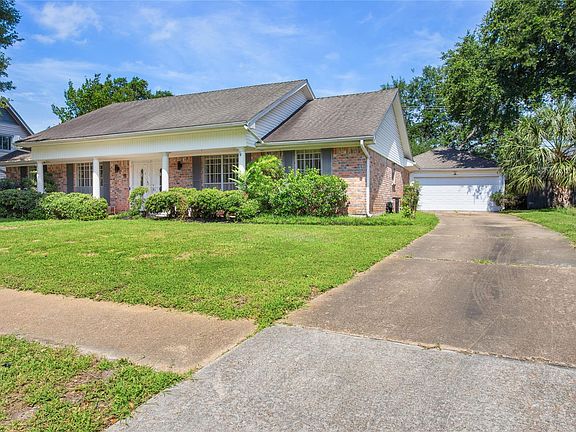 2nd image of 5622 Long Creek Ln