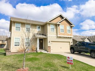 1903 SE Clover Ridge Dr, Ankeny, IA 50021