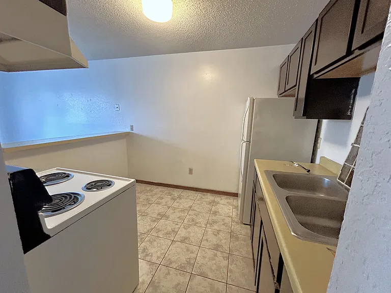 539 S Wasson Ln #201 — Photo 7