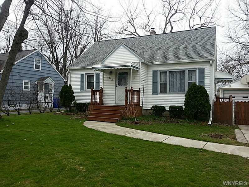 1st image of 162 Warren Ave