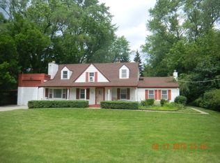 304 E Clarendon St, Prospect Heights, IL 60070