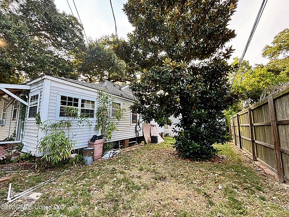 4th image of 187 Keesler Cir