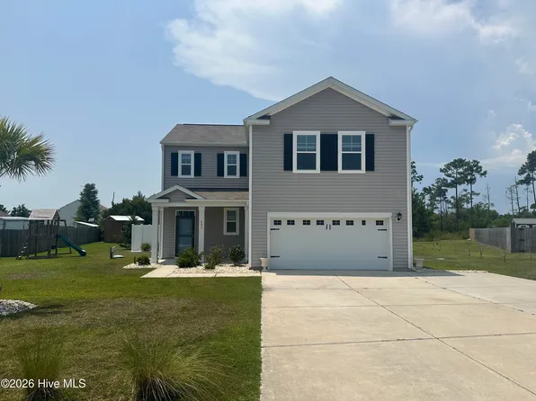 307 Crayfish Ct, Peletier, NC 28584