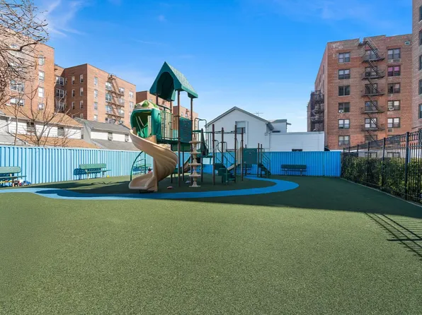 2546 East 13th Street image 23 of 24