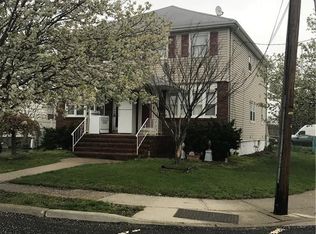 84 Locust St, Carteret, NJ 07008