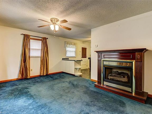 4th image of 1204 Norman Dr