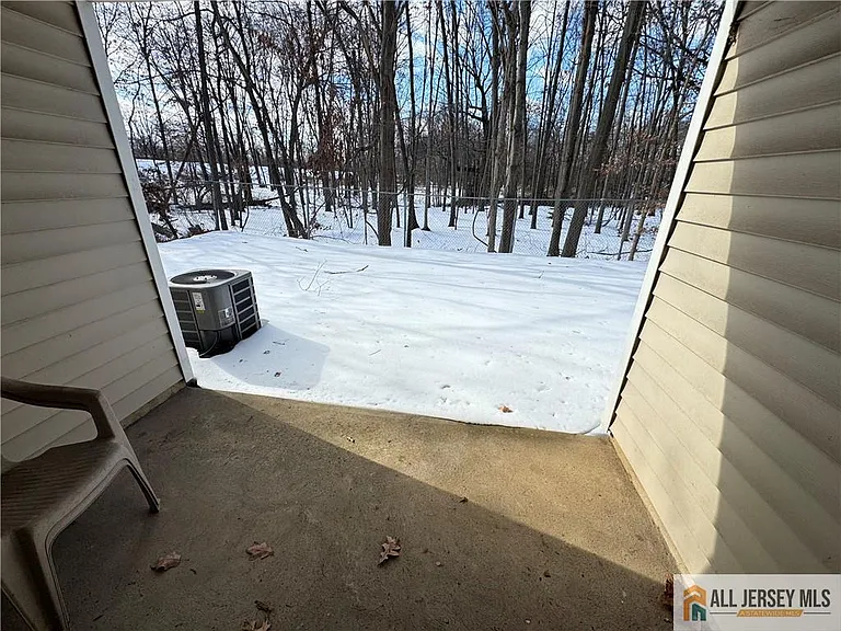 15 Hanover Sq #C — Photo 25