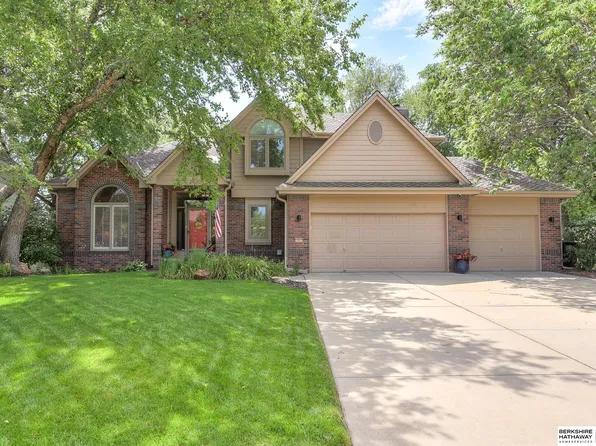 12917 Binney St, Omaha, NE 68164