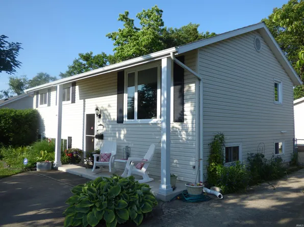 1846 Winston Dr, South Bend, IN 46635