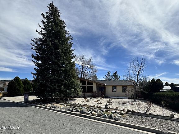 2nd image of 4813 Heron Rd