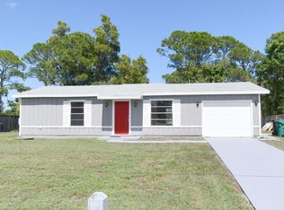 1119 SE Odonnell Ln, Port Saint Lucie, FL 34983