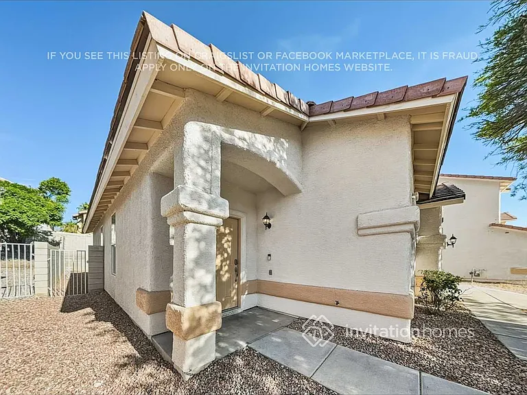 8121 Indigo Gully Ct — Photo 15