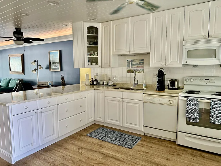 1868 SW Palm City Rd #202 — Photo 9