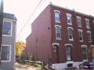 212 Cedar St, Bristol, PA 19007