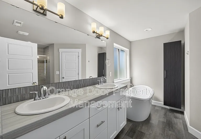18311 SE 248th St — Photo 28