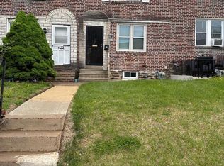 18 Southridge Rd, Darby, PA 19023