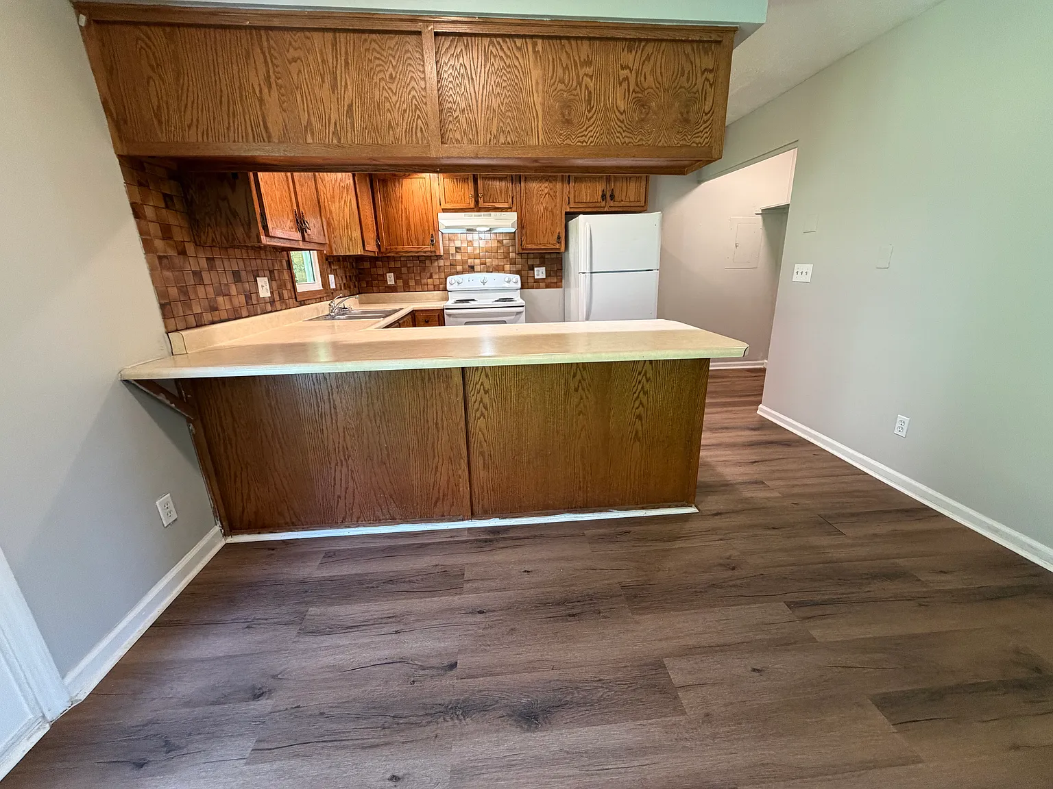 2 bed, $950 — Photo 3