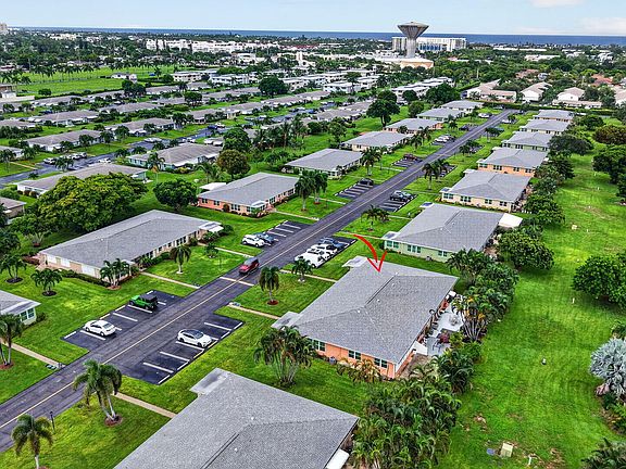 4th image of 190 N HIGH POINT Boulevard #A