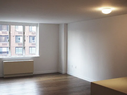 Rented by Sotheby's International Realty | media 35