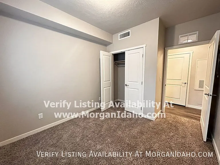 1025 S Elder St #204 — Photo 6