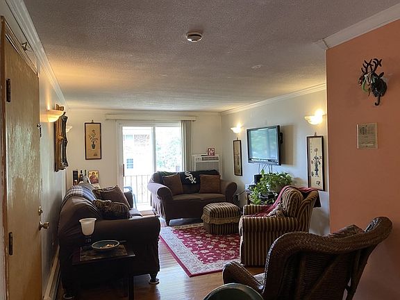2nd image of 12 Woodman Way APT 17