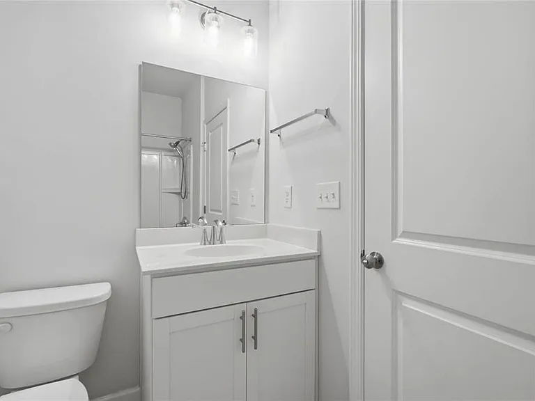 6168 Collins Rd — Photo 33