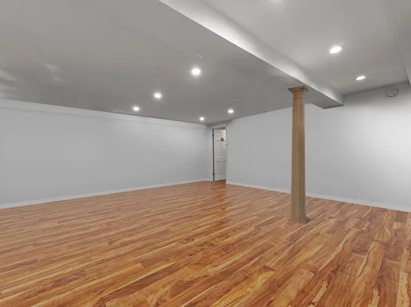 669 West Fingerboard Road image 8 of 39