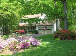 1230 Shaker Dr, Herndon, VA 20170