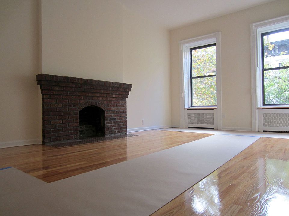 1st image of 134 W 70th St APT 2