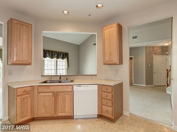 4th image of 2498 Amber Orchard Ct E Unit 302