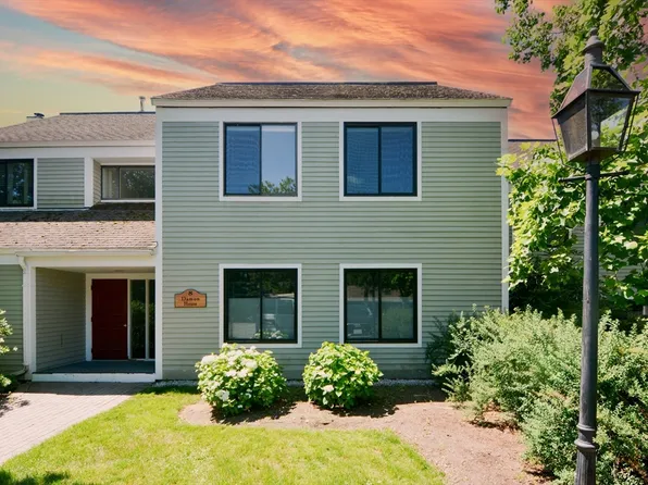8 Concord Greene Unit 4, Concord, MA 01742