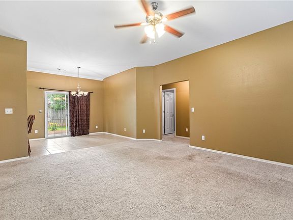 4th image of 301 Ryan Ct