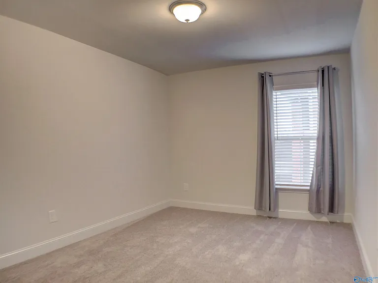 210 Properzi Way SW — Photo 16