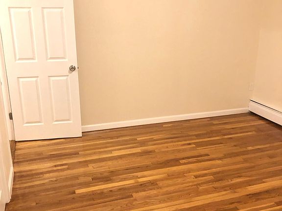 2nd image of 2915 Morgan Ave